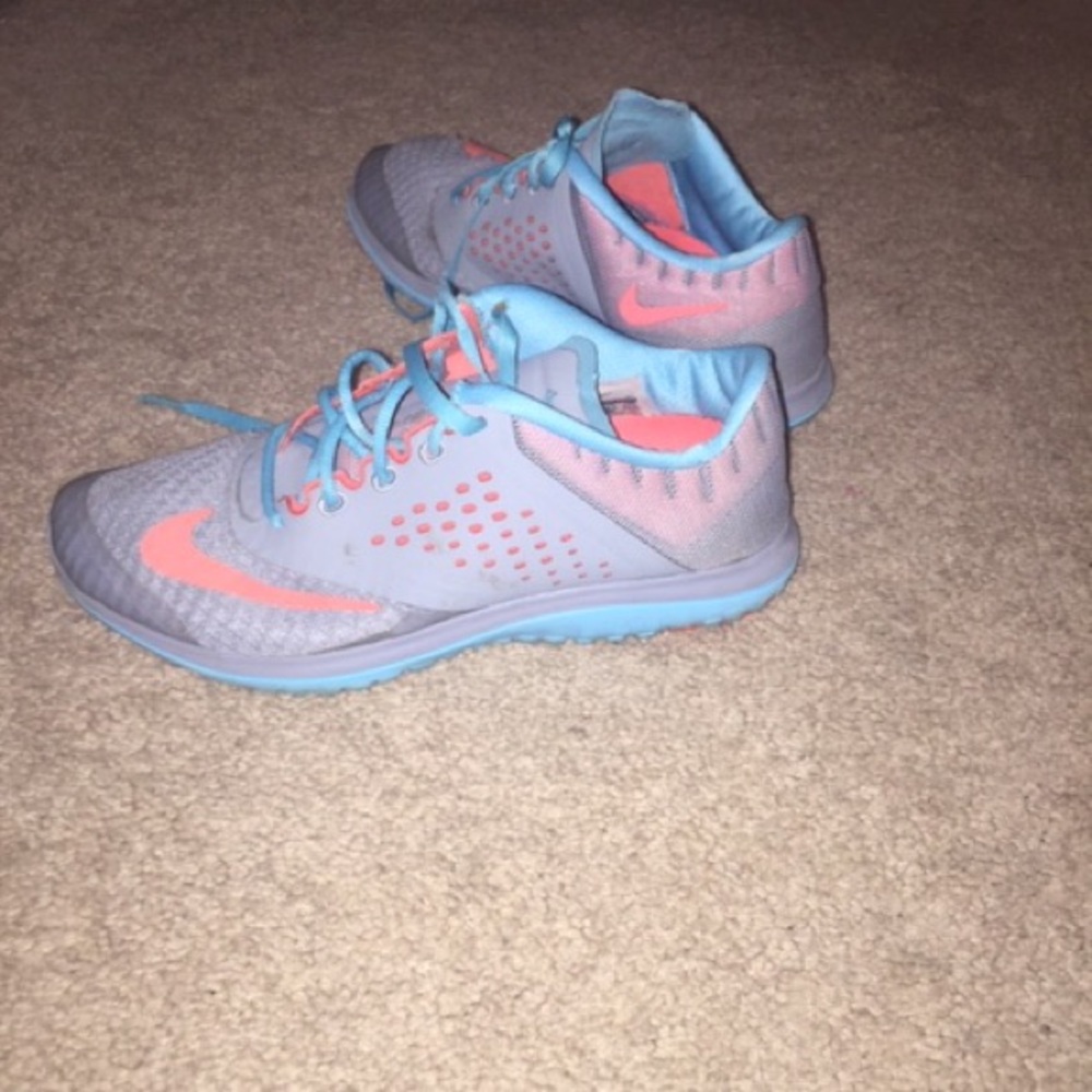 Women Nike sneakers